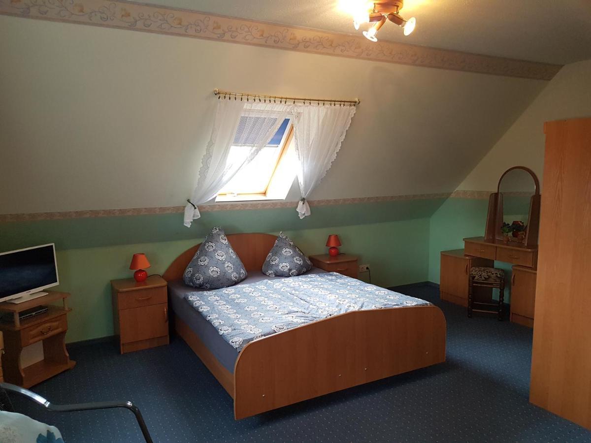 Landpension Zum Schweizerberg Neugrimnitz 外观 照片